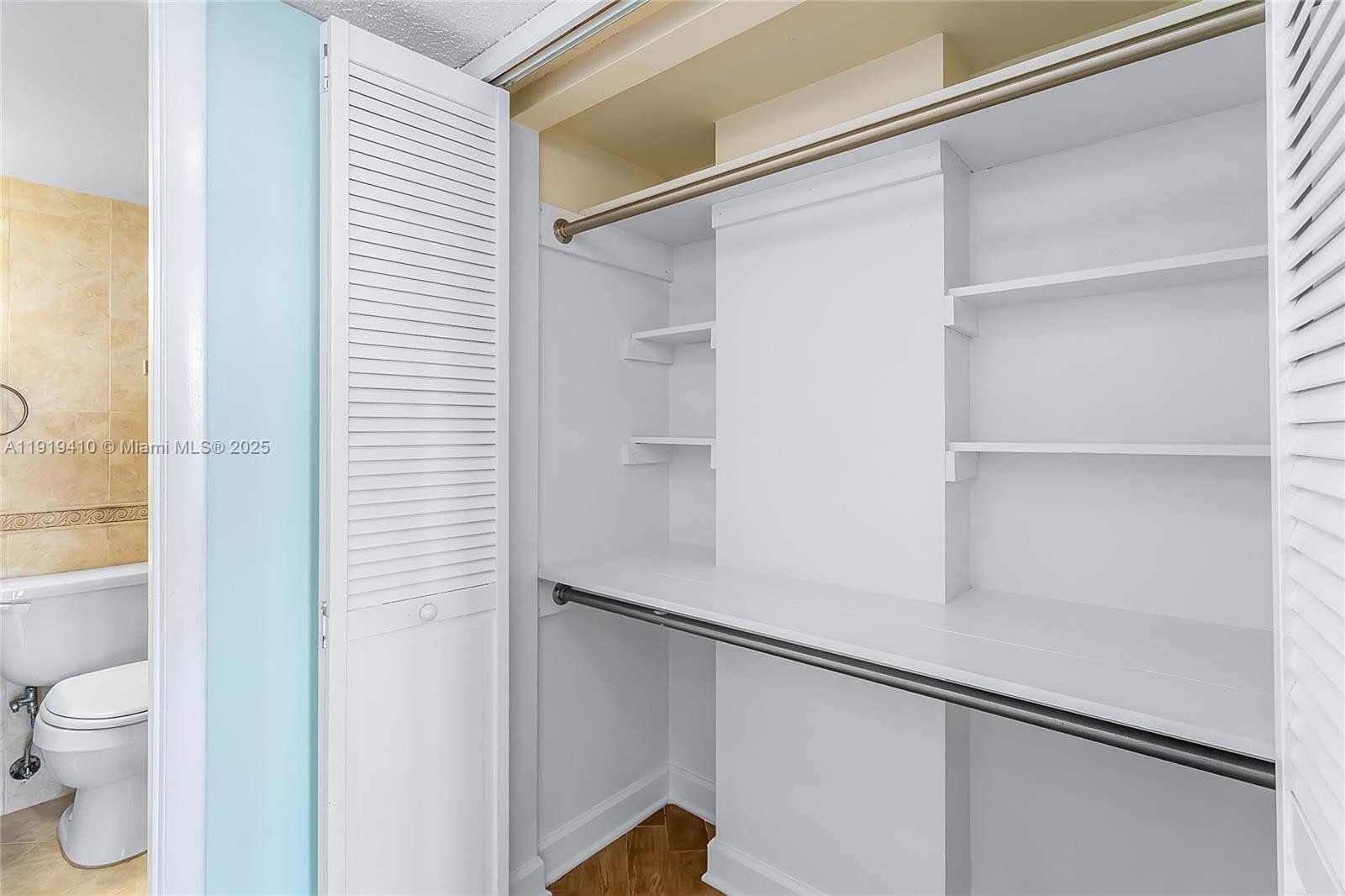 CRESTVIEW TOWERS CONDO - Residential