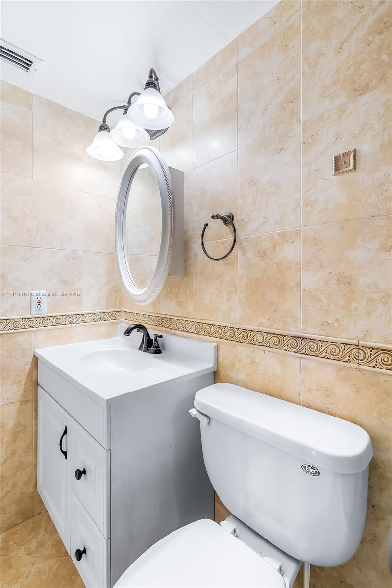 CRESTVIEW TOWERS CONDO - Residential