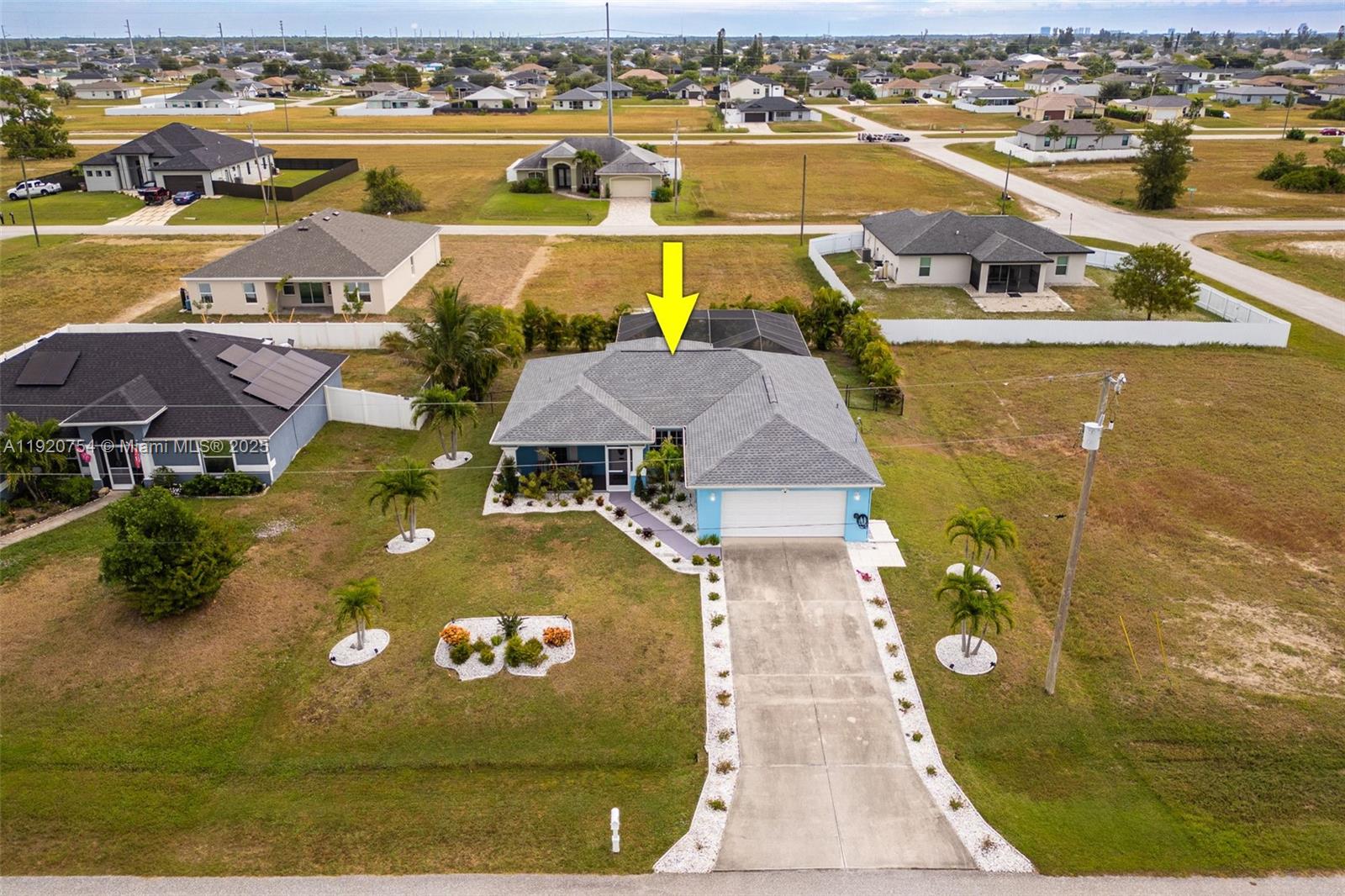 CAPE CORAL - Residential