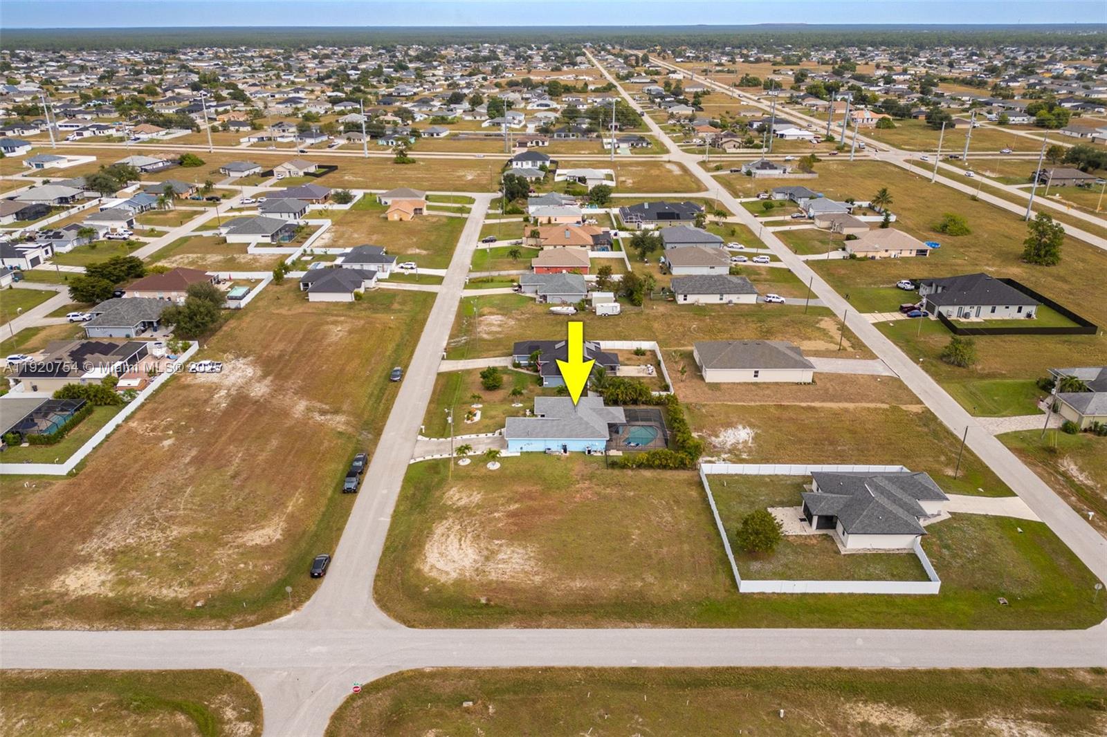 CAPE CORAL - Residential