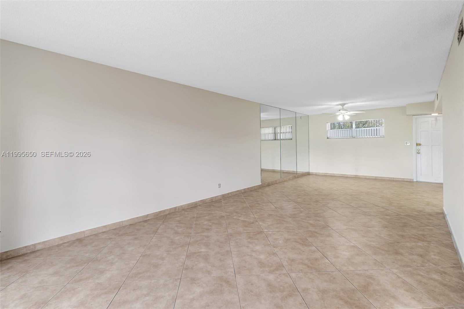 HOLLYBROOK GOLF AND - Residential