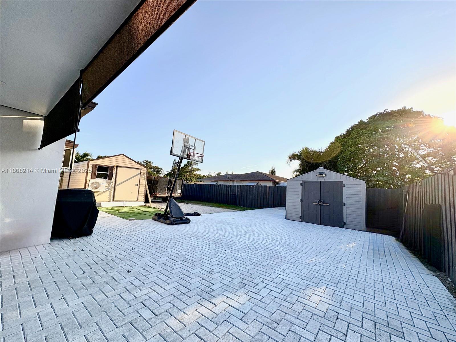 CANNONGATE 2 - Residential