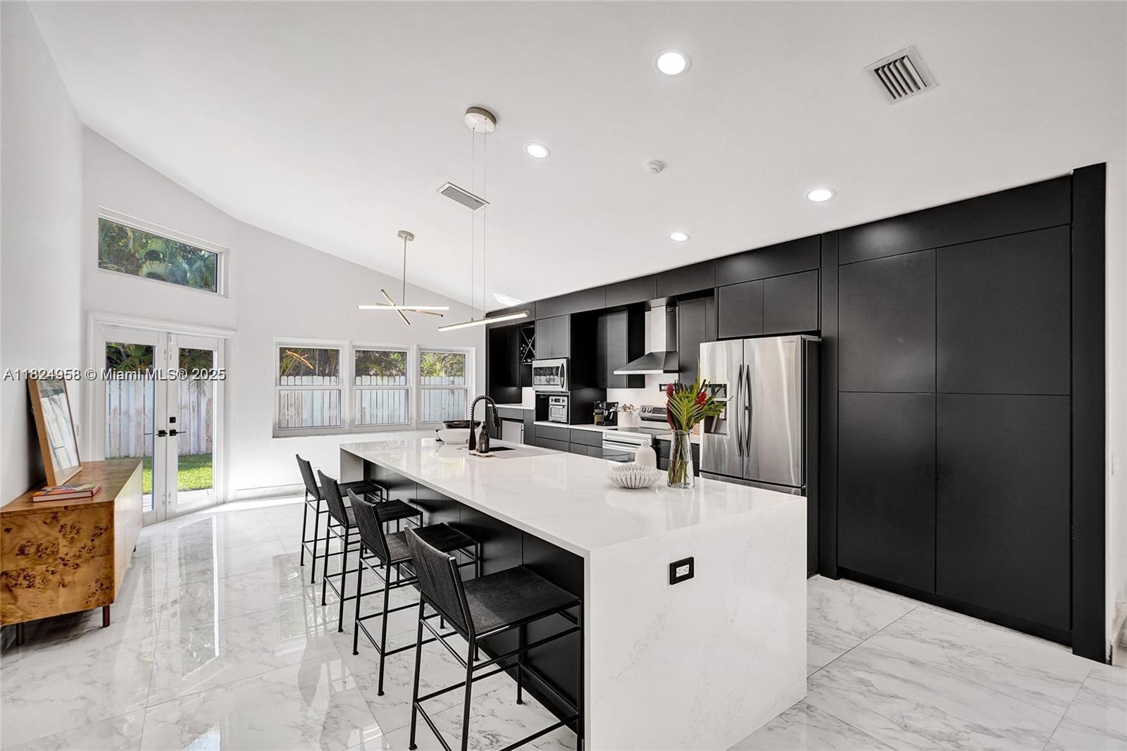 SECTOR 4 - Residential Lease