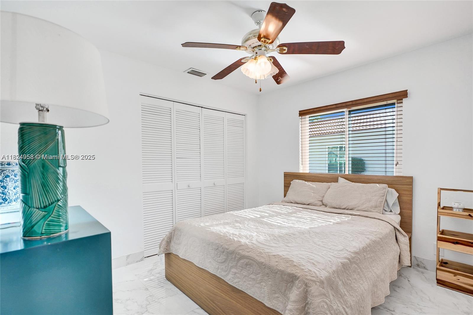 SECTOR 4 - Residential Lease