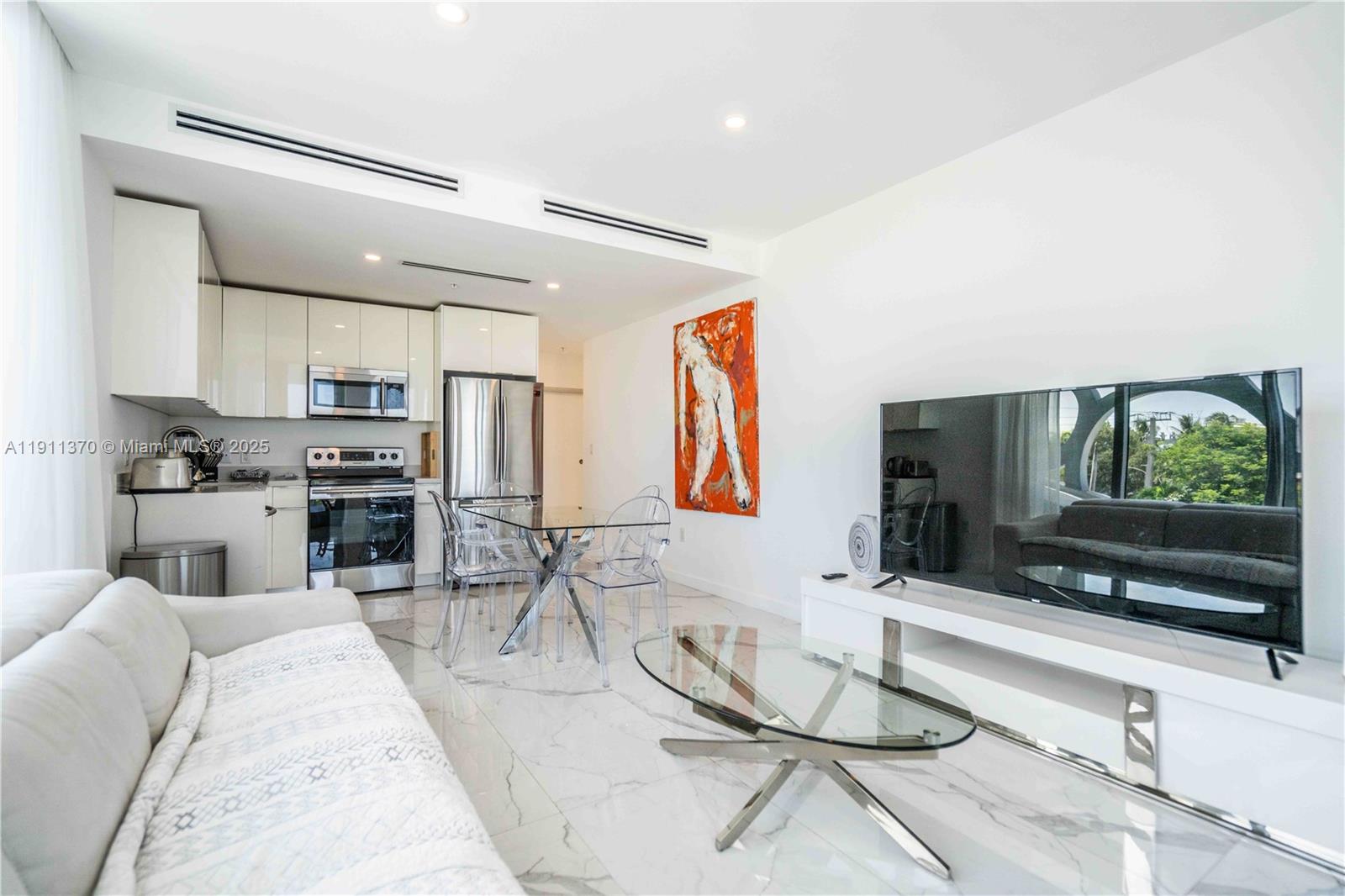 BISCAYNE BEACH SUB - Residential Lease