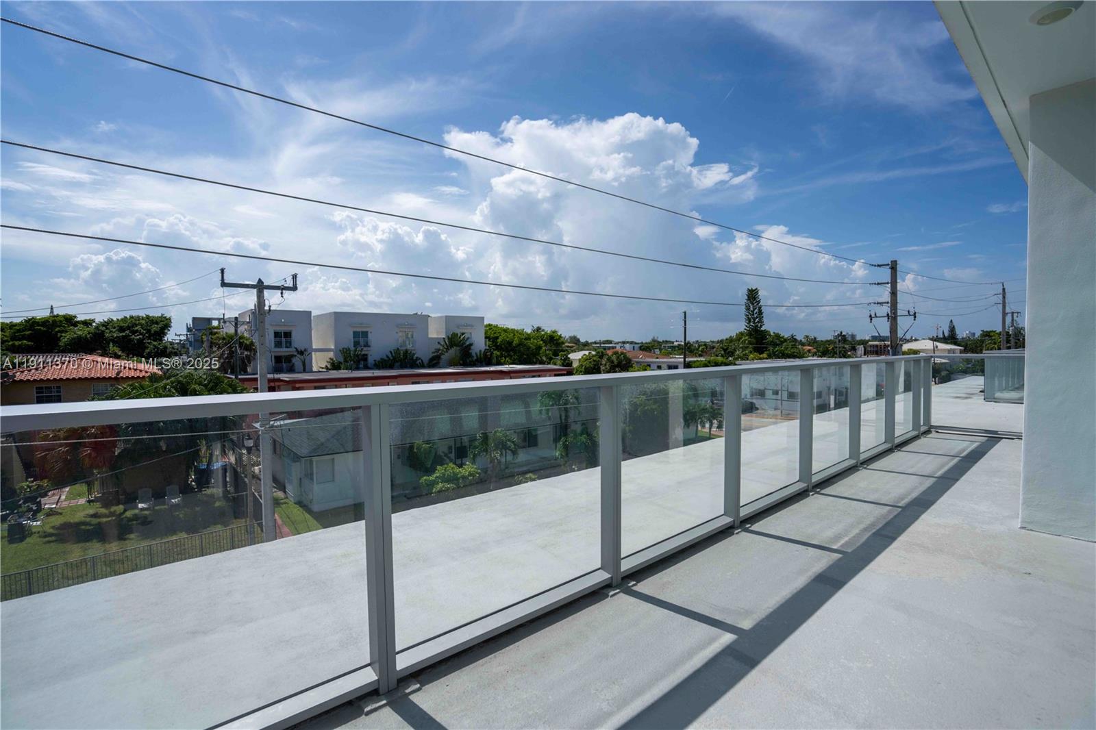 BISCAYNE BEACH SUB - Residential Lease