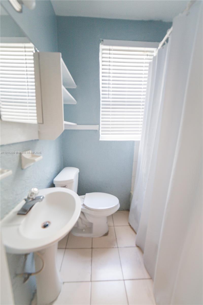 MENORES CONDO - Residential Lease