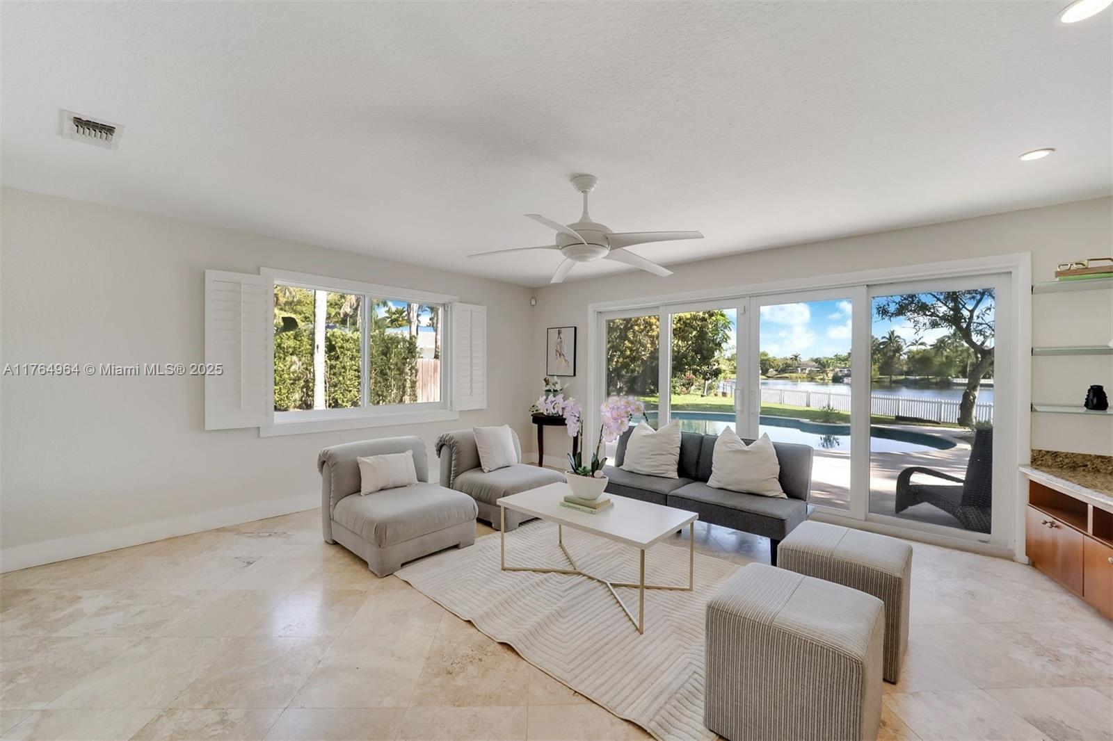 LAKE SHELDON - Residential