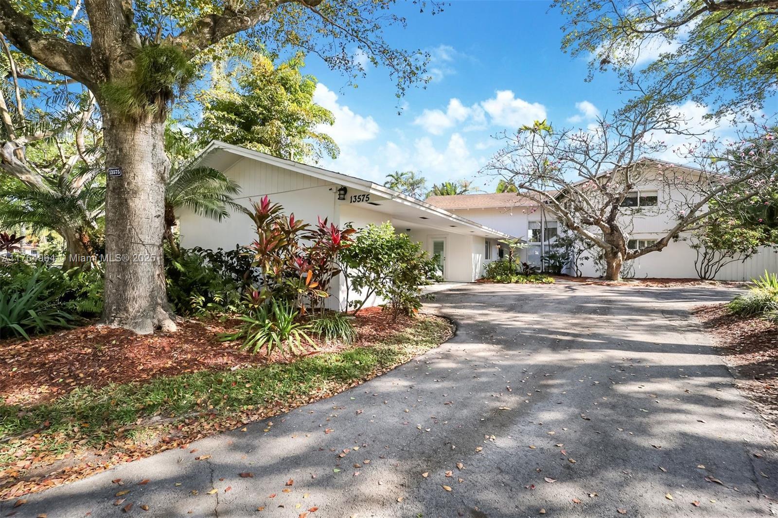 LAKE SHELDON - Residential