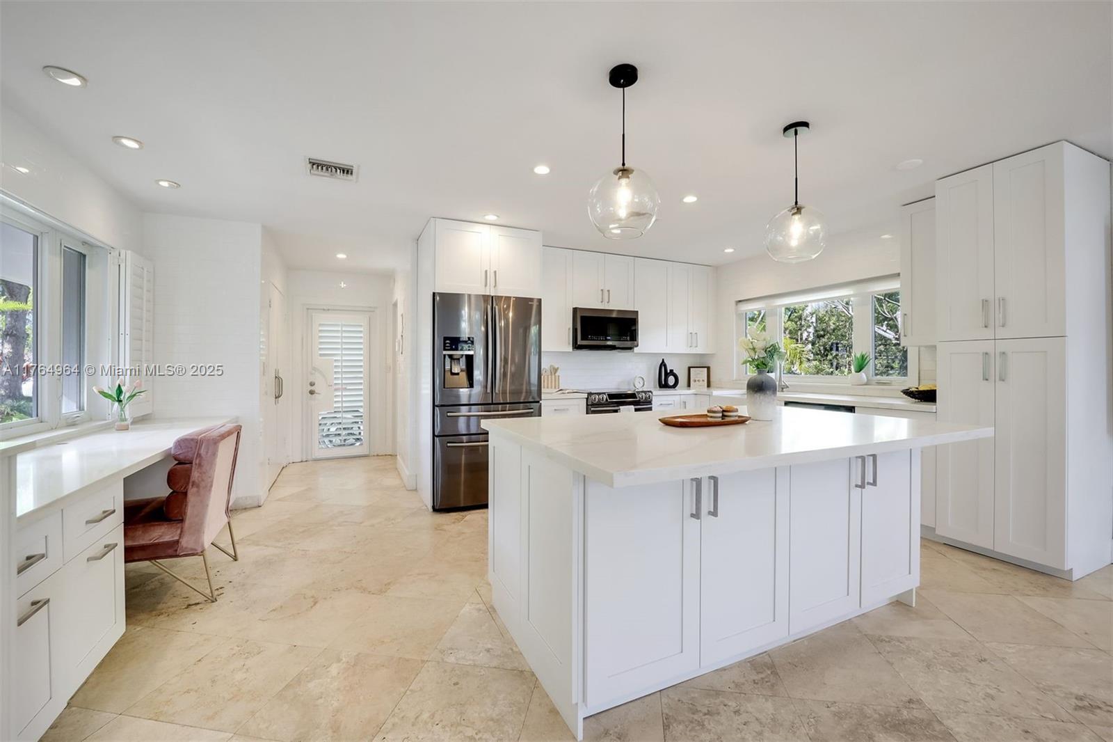 LAKE SHELDON - Residential