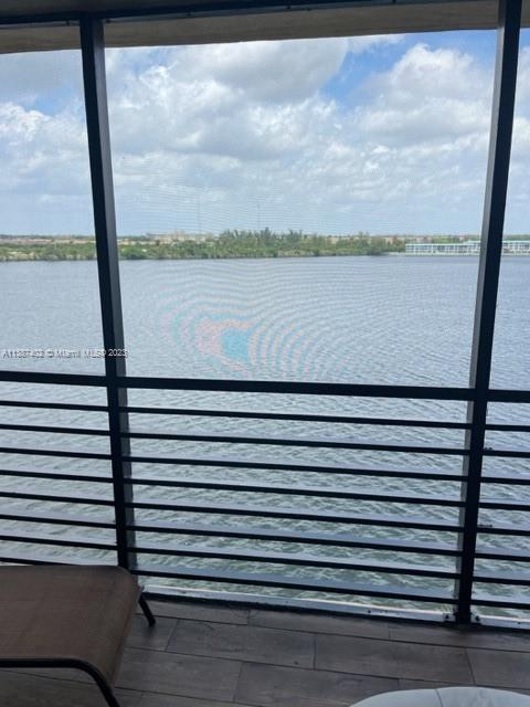 ROYAL BAHAMIAN WEST - Residential Lease