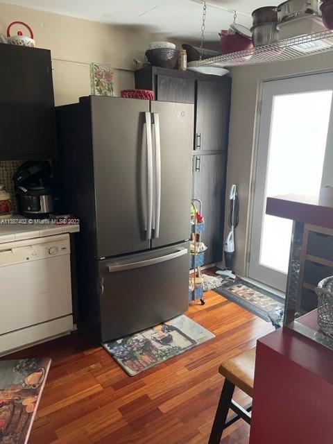 ROYAL BAHAMIAN WEST - Residential Lease