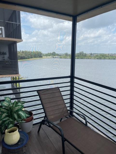 ROYAL BAHAMIAN WEST - Residential Lease