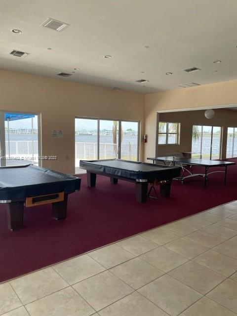 ROYAL BAHAMIAN WEST - Residential Lease