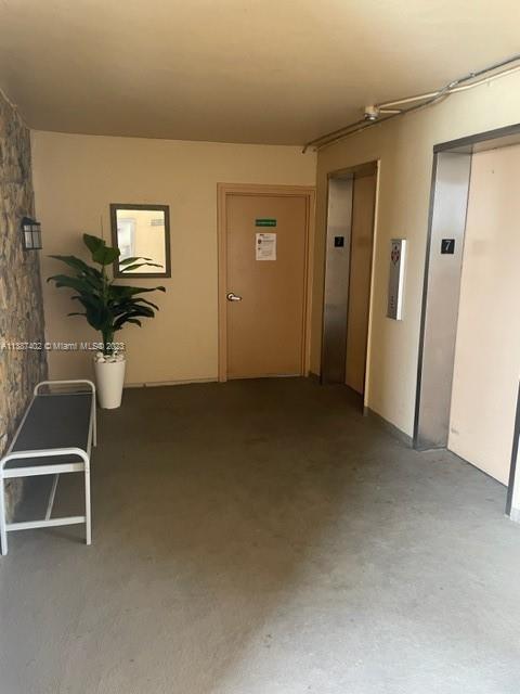 ROYAL BAHAMIAN WEST - Residential Lease