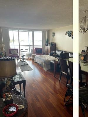 ROYAL BAHAMIAN WEST - Residential Lease