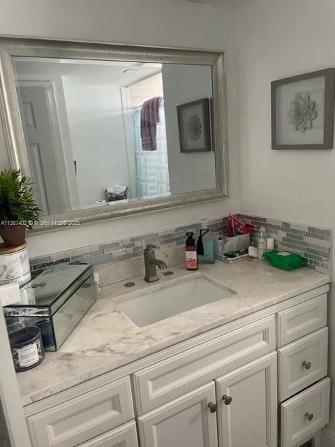 ROYAL BAHAMIAN WEST - Residential Lease