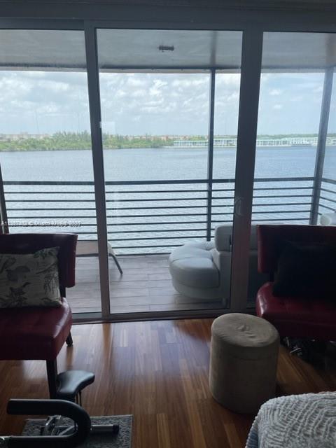 ROYAL BAHAMIAN WEST - Residential Lease