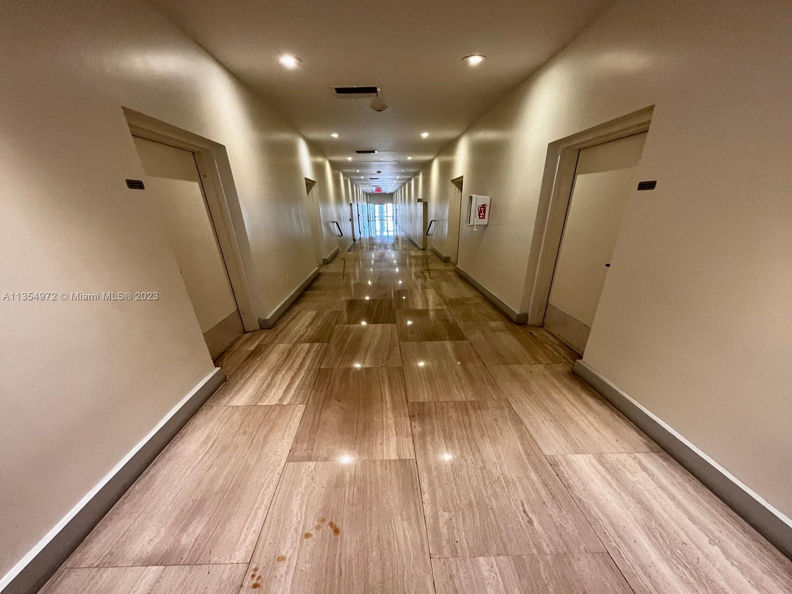 Photo 6 of 17 of 1228 West Ave 406 condo