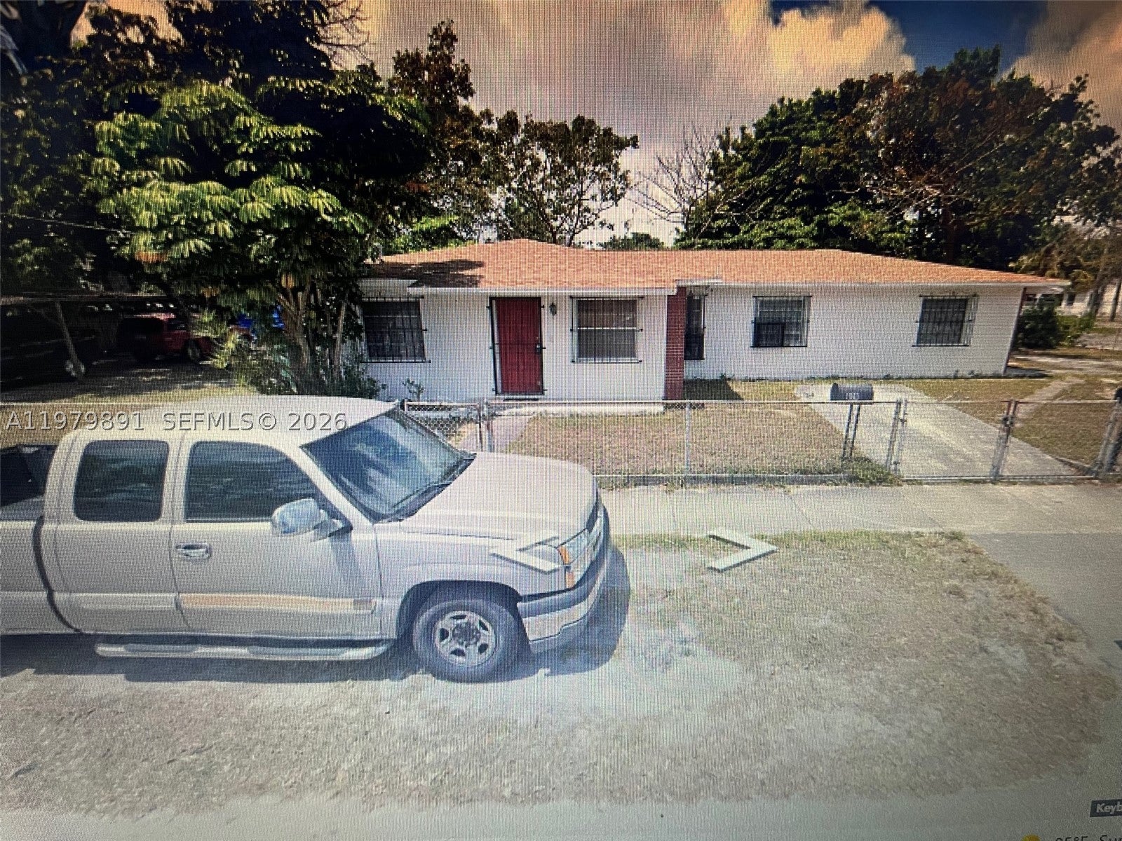 800 NW 29th Ter