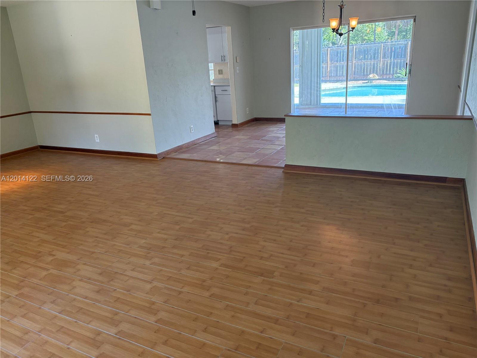 CAMPUS HEIGHTS - Residential