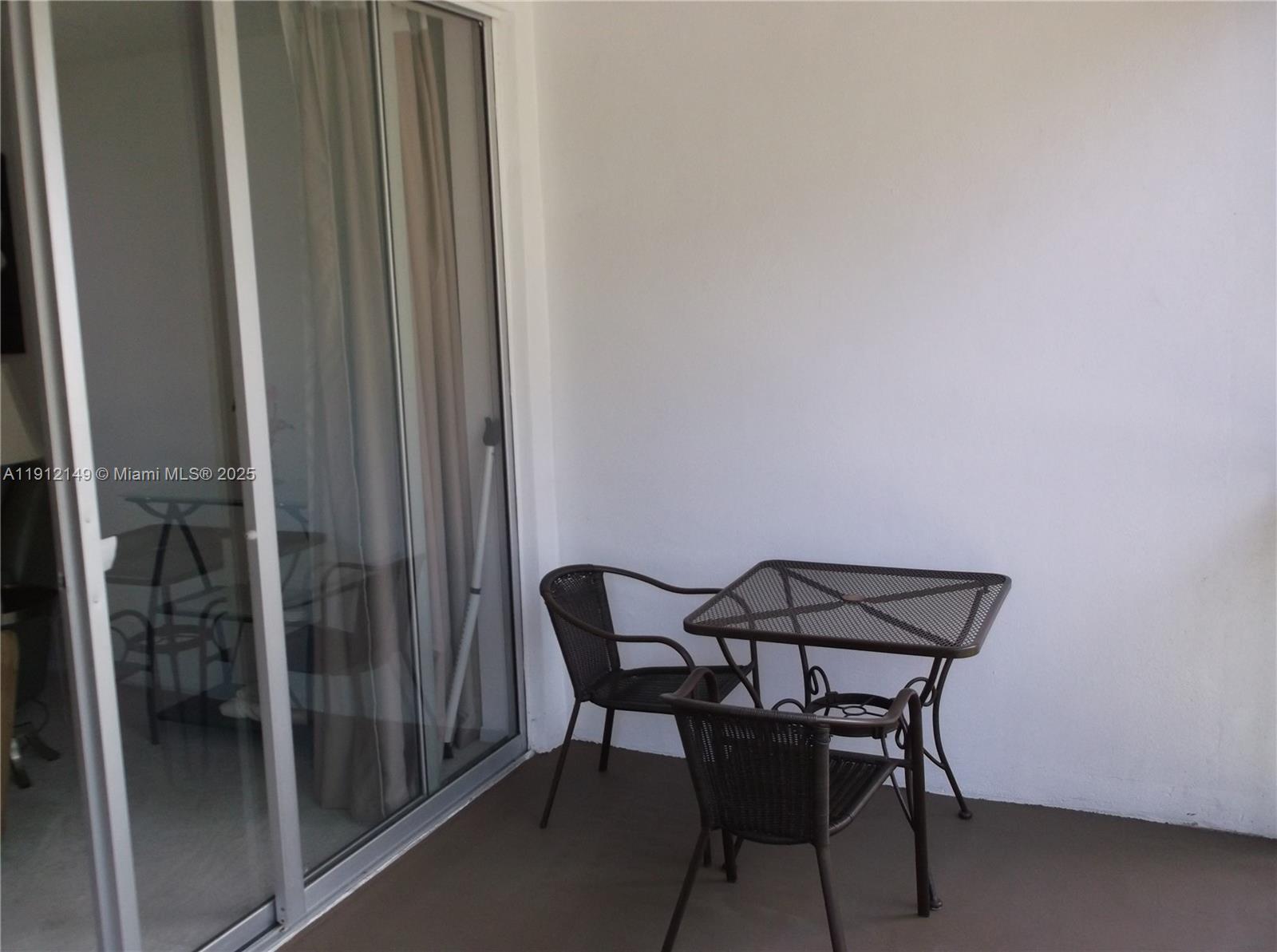 NO 51 PALM-AIRE COUNTRY C - Residential