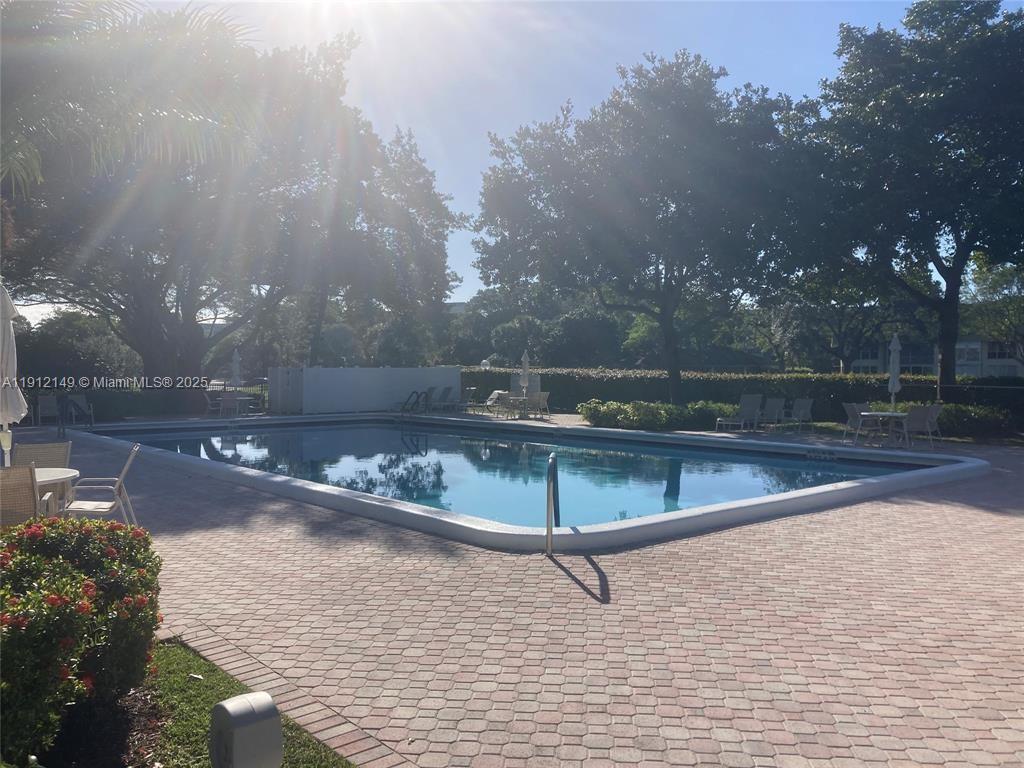 NO 51 PALM-AIRE COUNTRY C - Residential