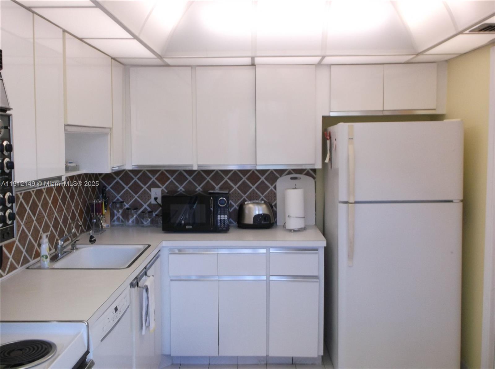 NO 51 PALM-AIRE COUNTRY C - Residential