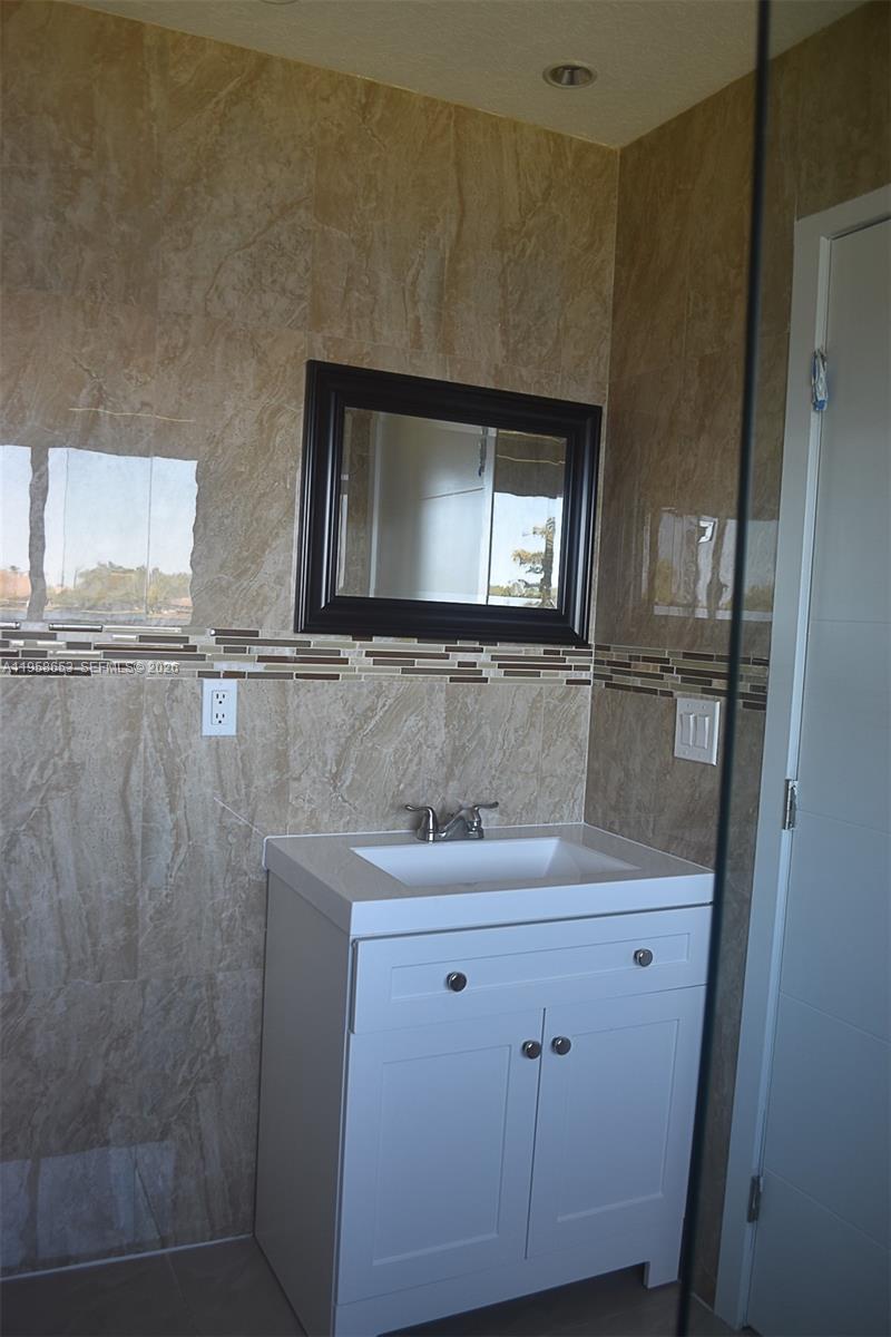 WELLEBY UNIT THIRTEEN - Residential