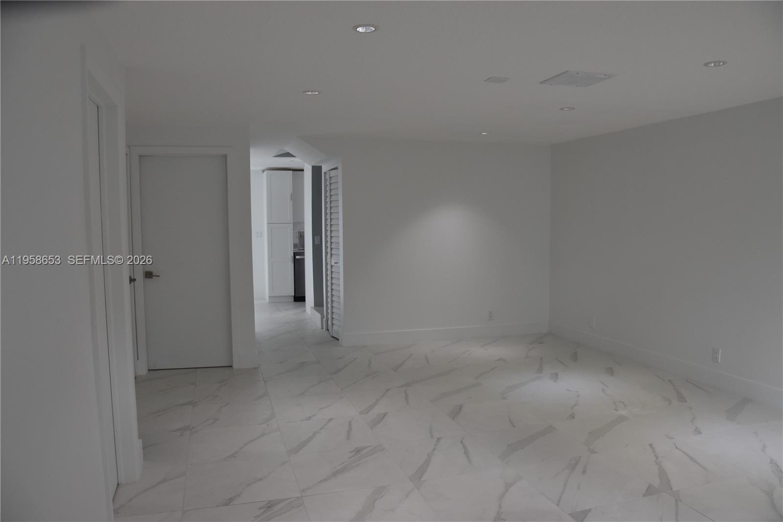 WELLEBY UNIT THIRTEEN - Residential