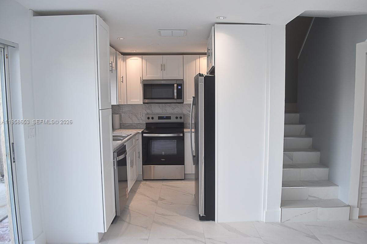 WELLEBY UNIT THIRTEEN - Residential