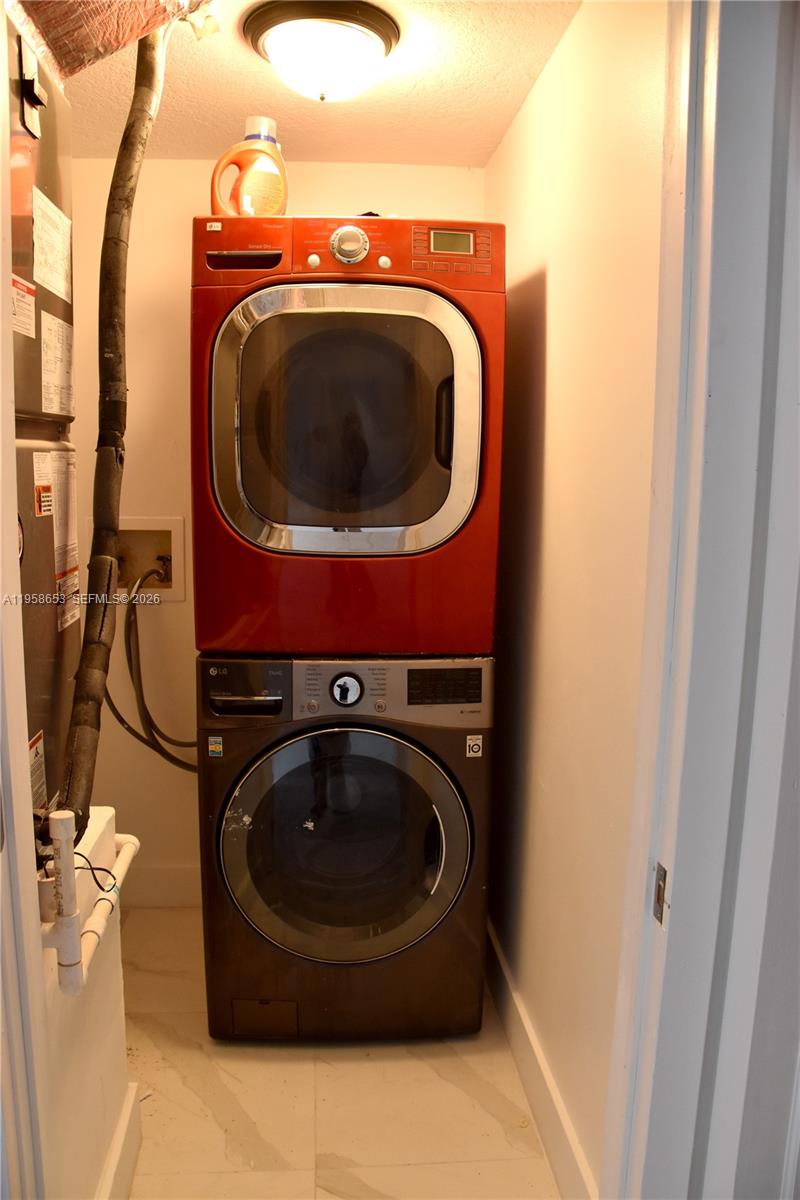 WELLEBY UNIT THIRTEEN - Residential