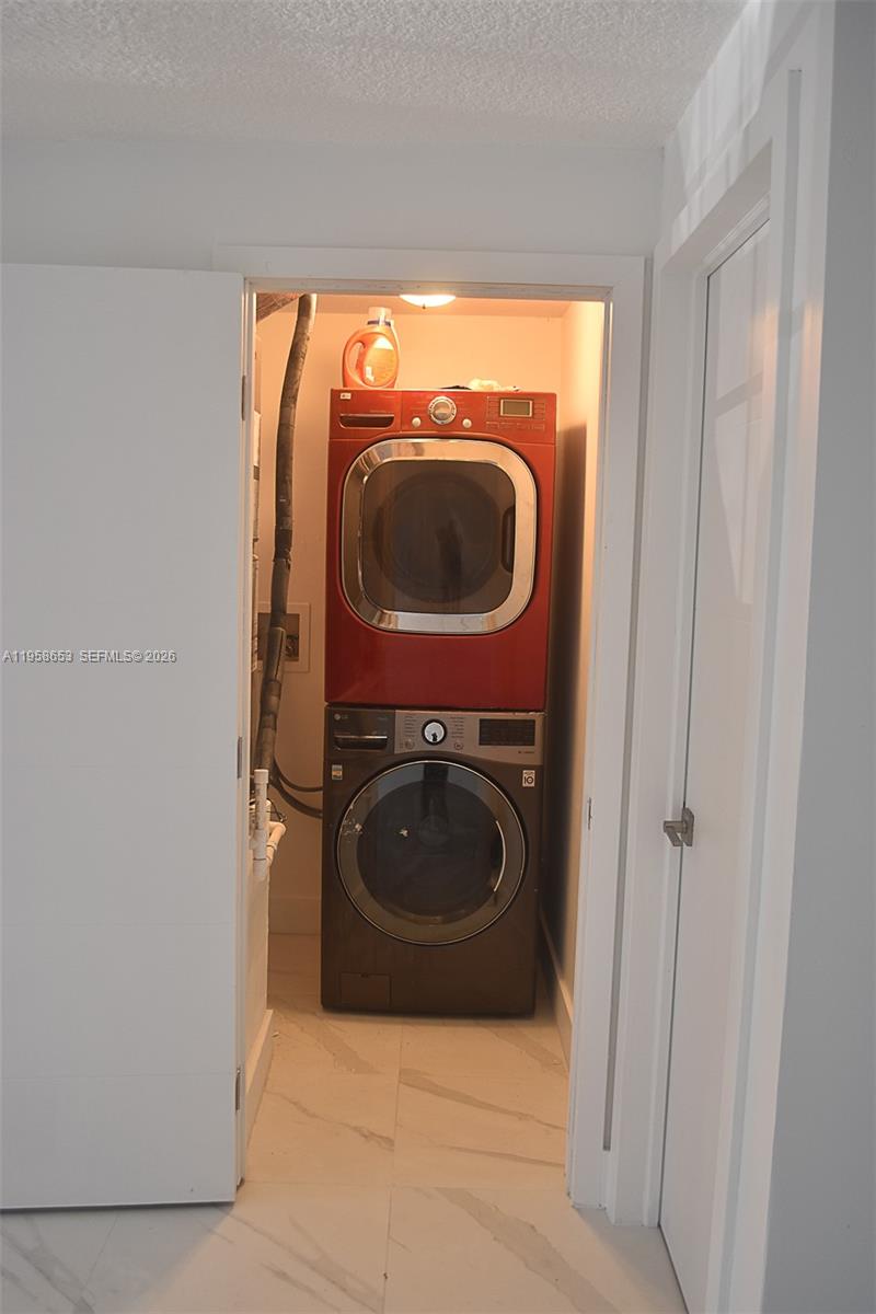 WELLEBY UNIT THIRTEEN - Residential