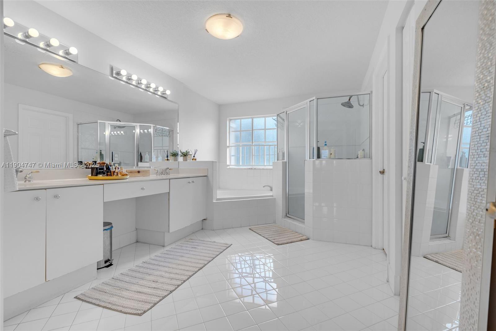 DORAL ISLES ST LUCIA - Residential