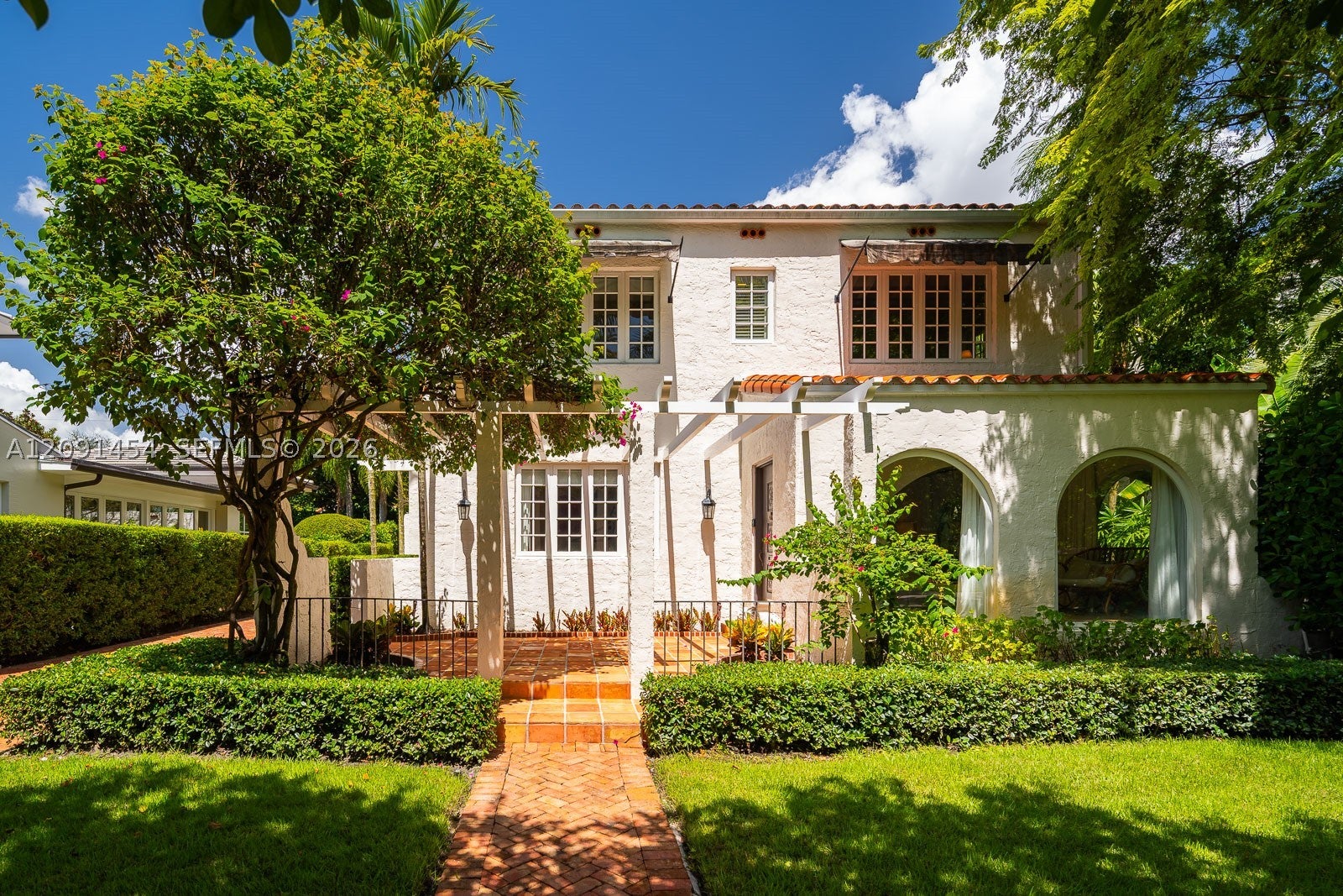 1229 Asturia Ave