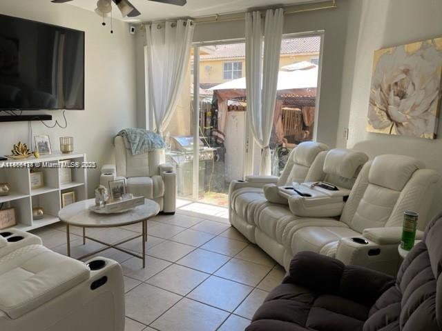 VILLAS DEL CAMPO SUB - Residential