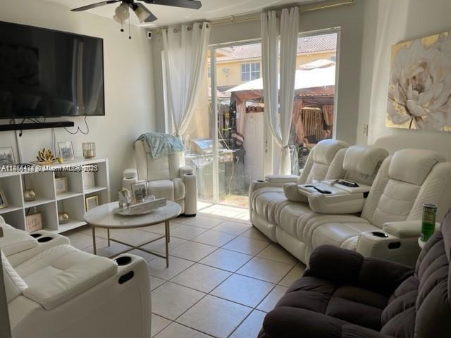 VILLAS DEL CAMPO SUB - Residential