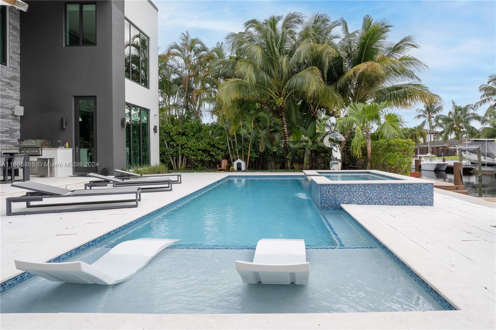 CORONADO HARBOR - Residential