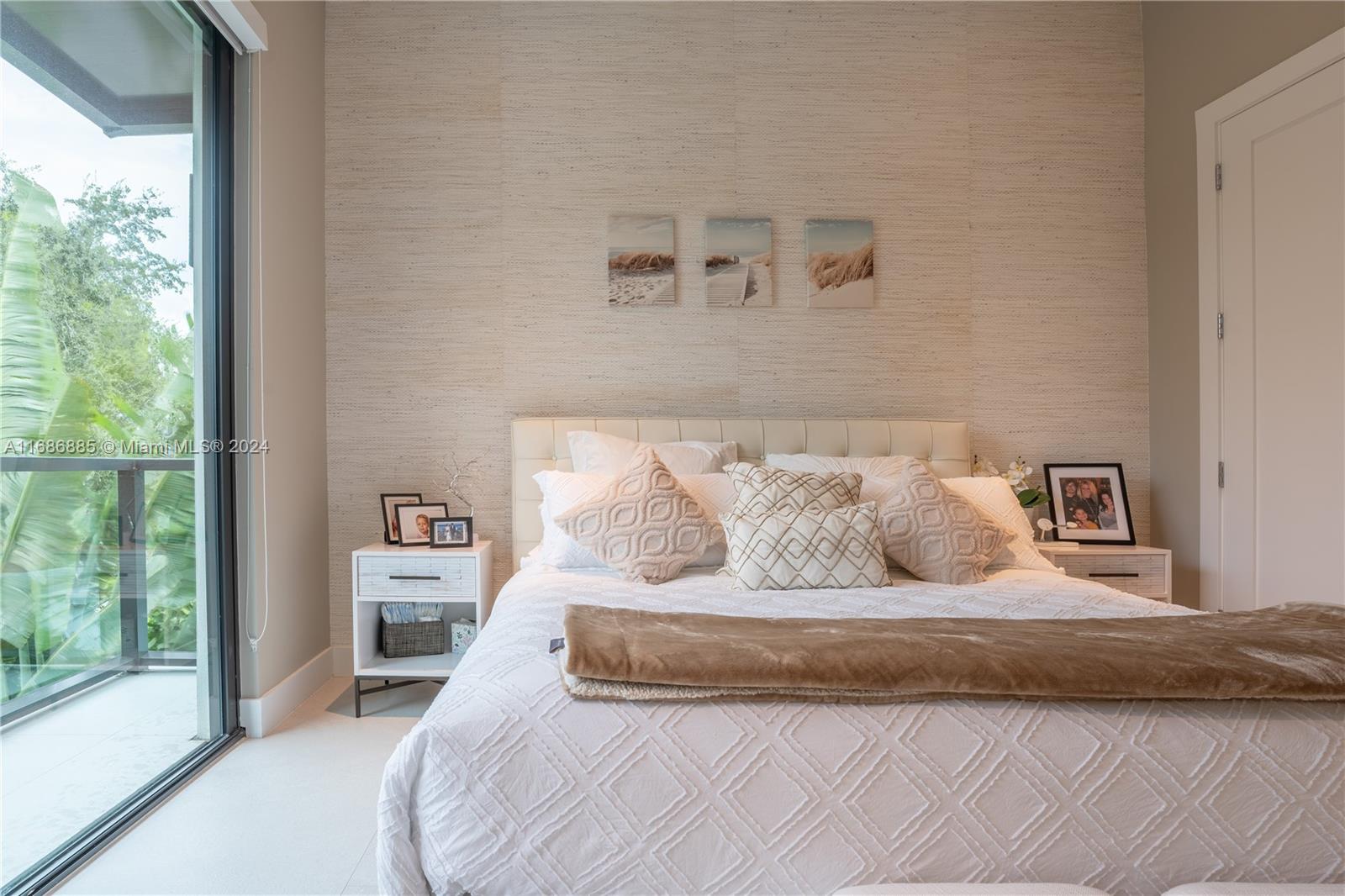 CORONADO HARBOR - Residential