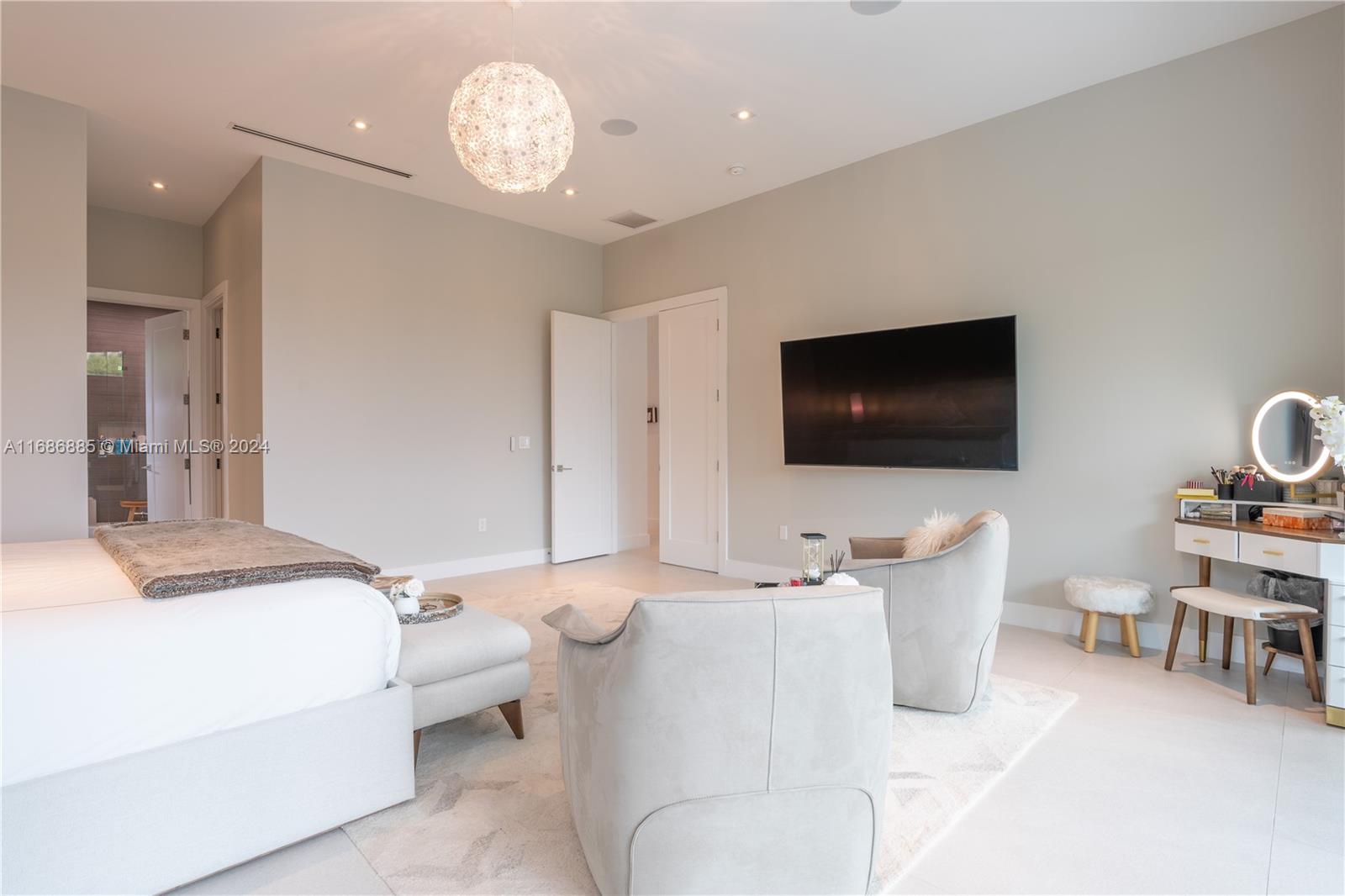 CORONADO HARBOR - Residential