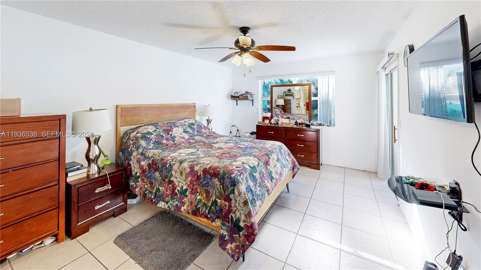 KEYS GATE CONDO NO ONE - Residential