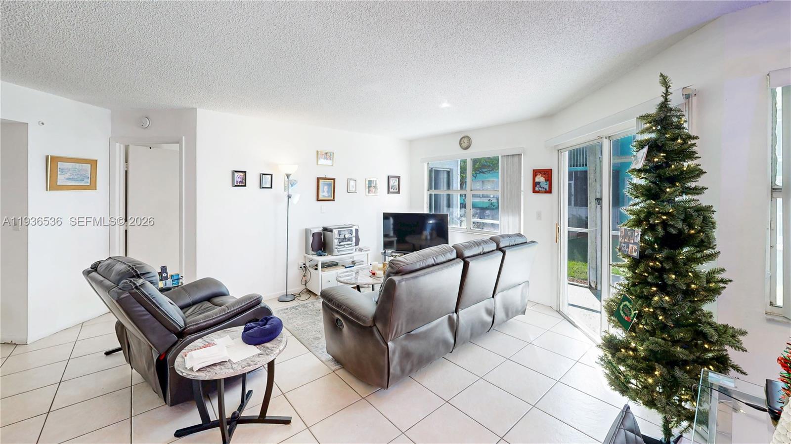 KEYS GATE CONDO NO ONE - Residential