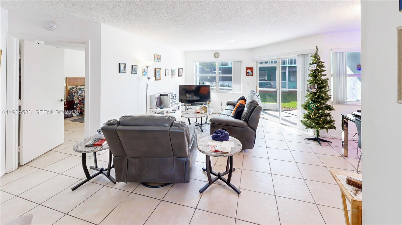 KEYS GATE CONDO NO ONE - Residential