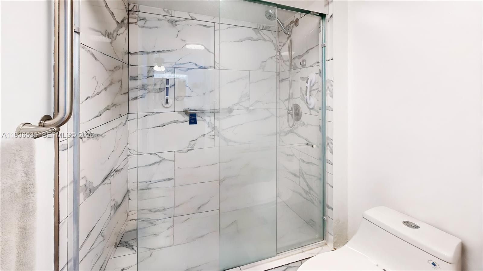 KEYS GATE CONDO NO ONE - Residential