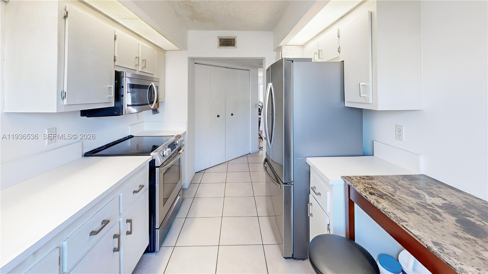 KEYS GATE CONDO NO ONE - Residential