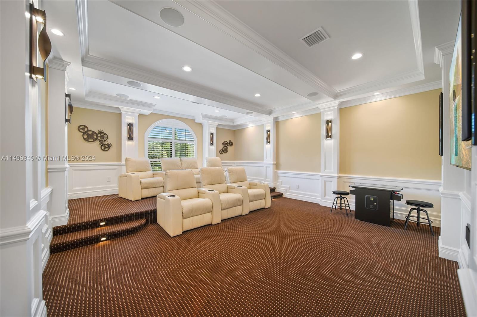 VISTA LAKES - Residential