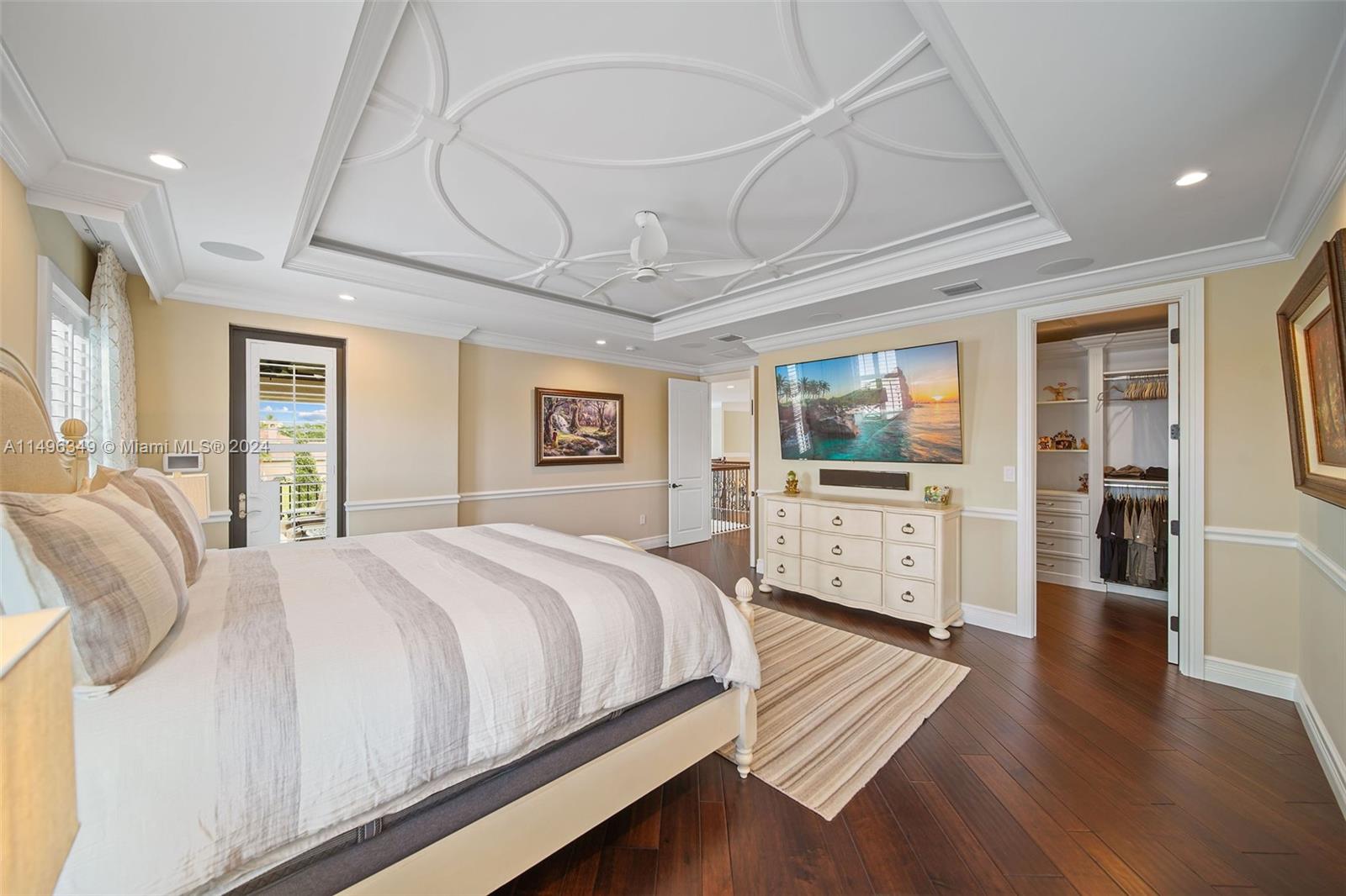 VISTA LAKES - Residential