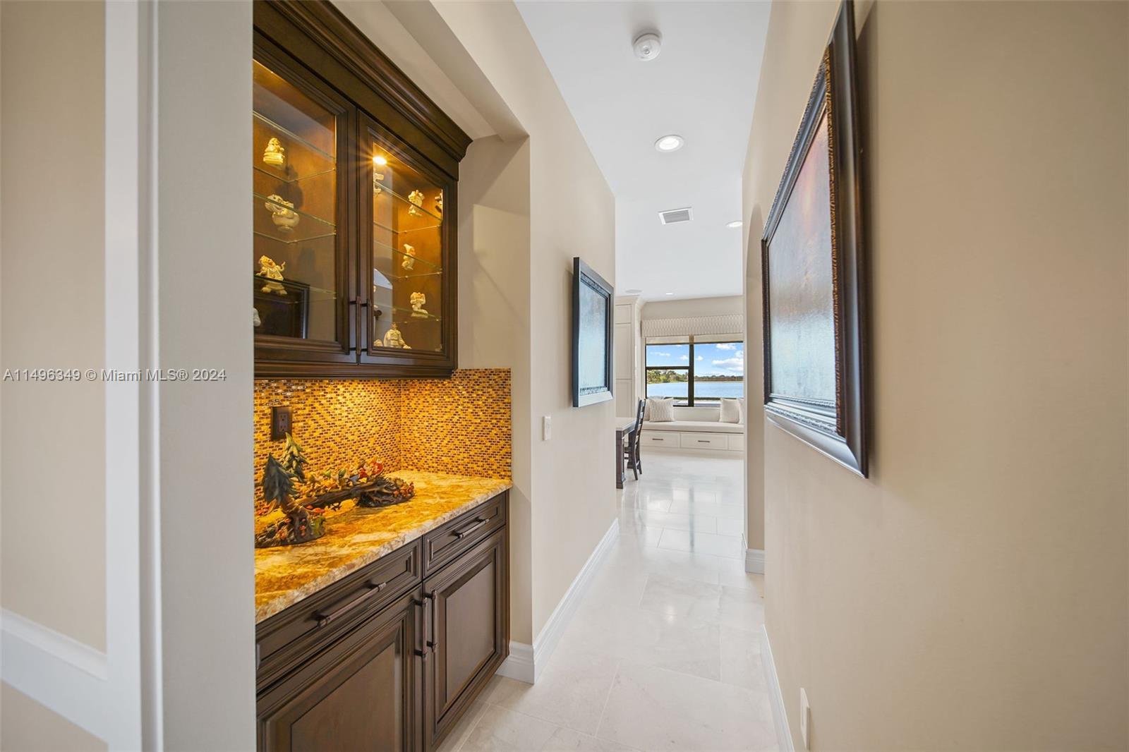 VISTA LAKES - Residential