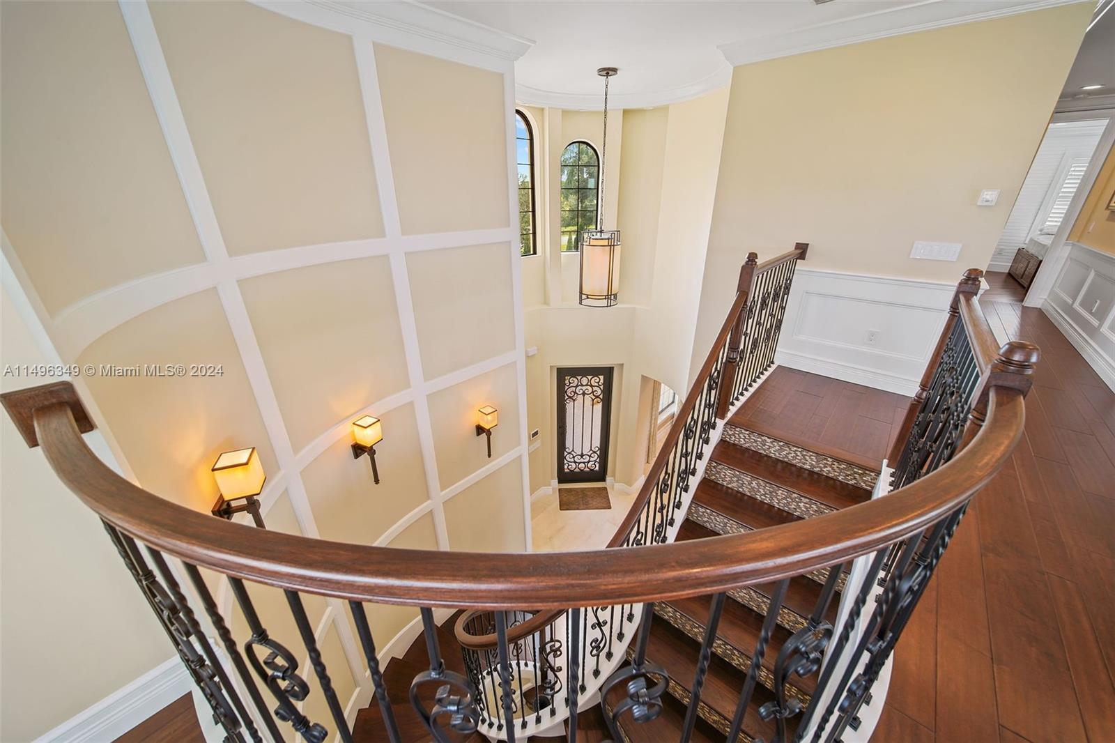 VISTA LAKES - Residential