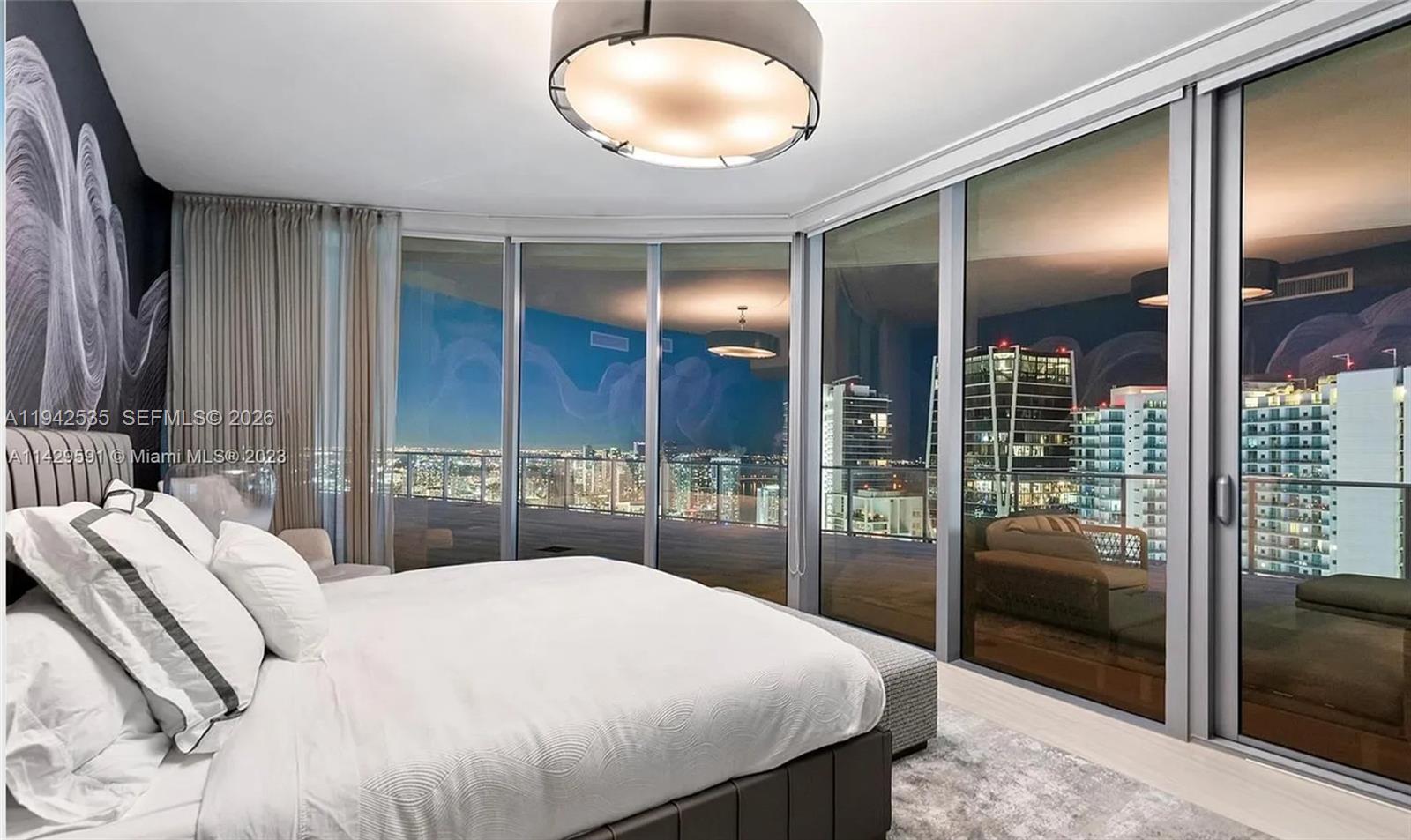 PARAMOUNT MIAMI WORLDCENT - Residential